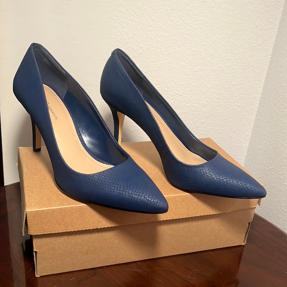 “NEW” BCBGeneration Sexy Heels